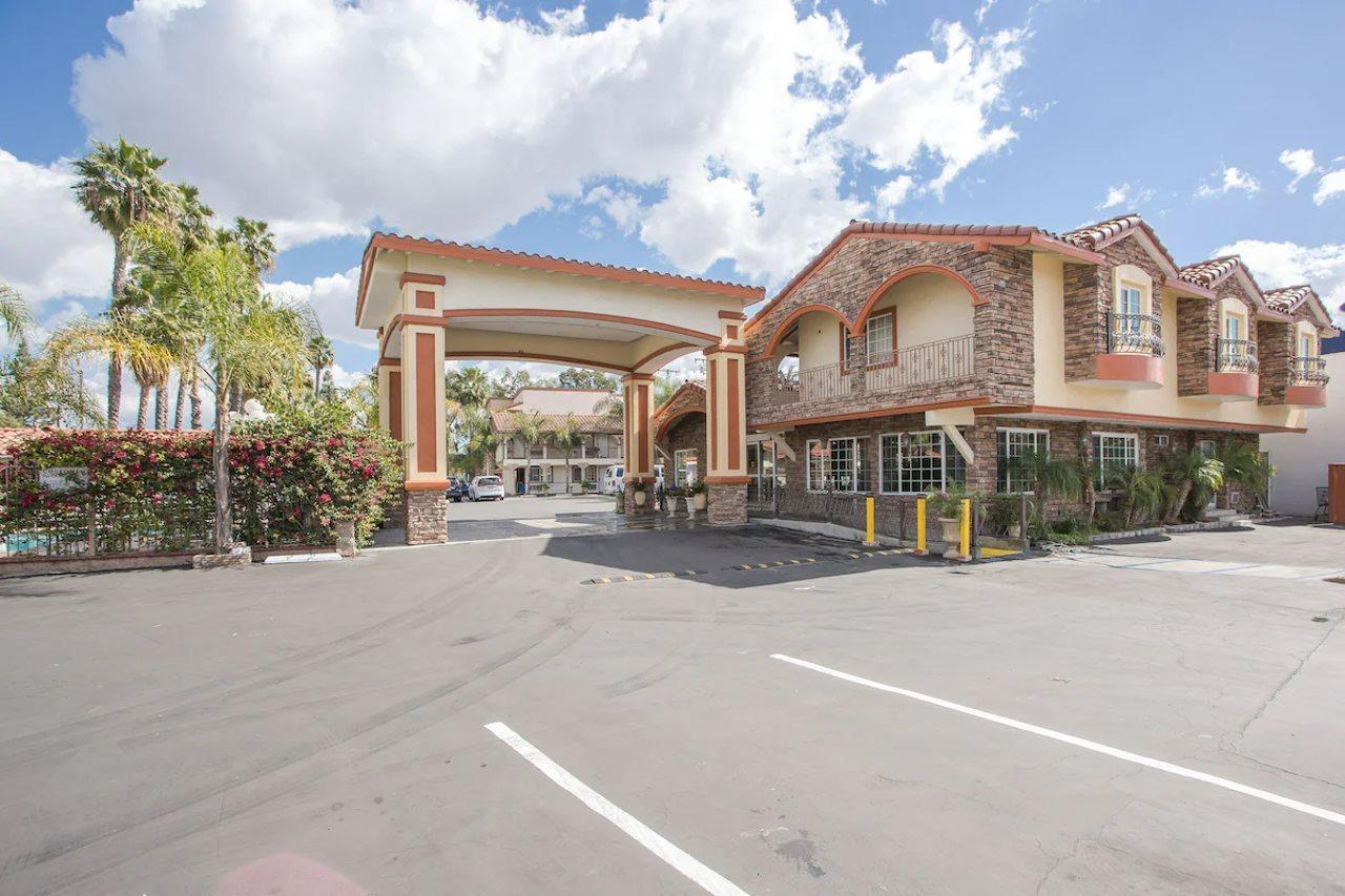 Best Inn & Suites Buena Park Ngoại thất bức ảnh