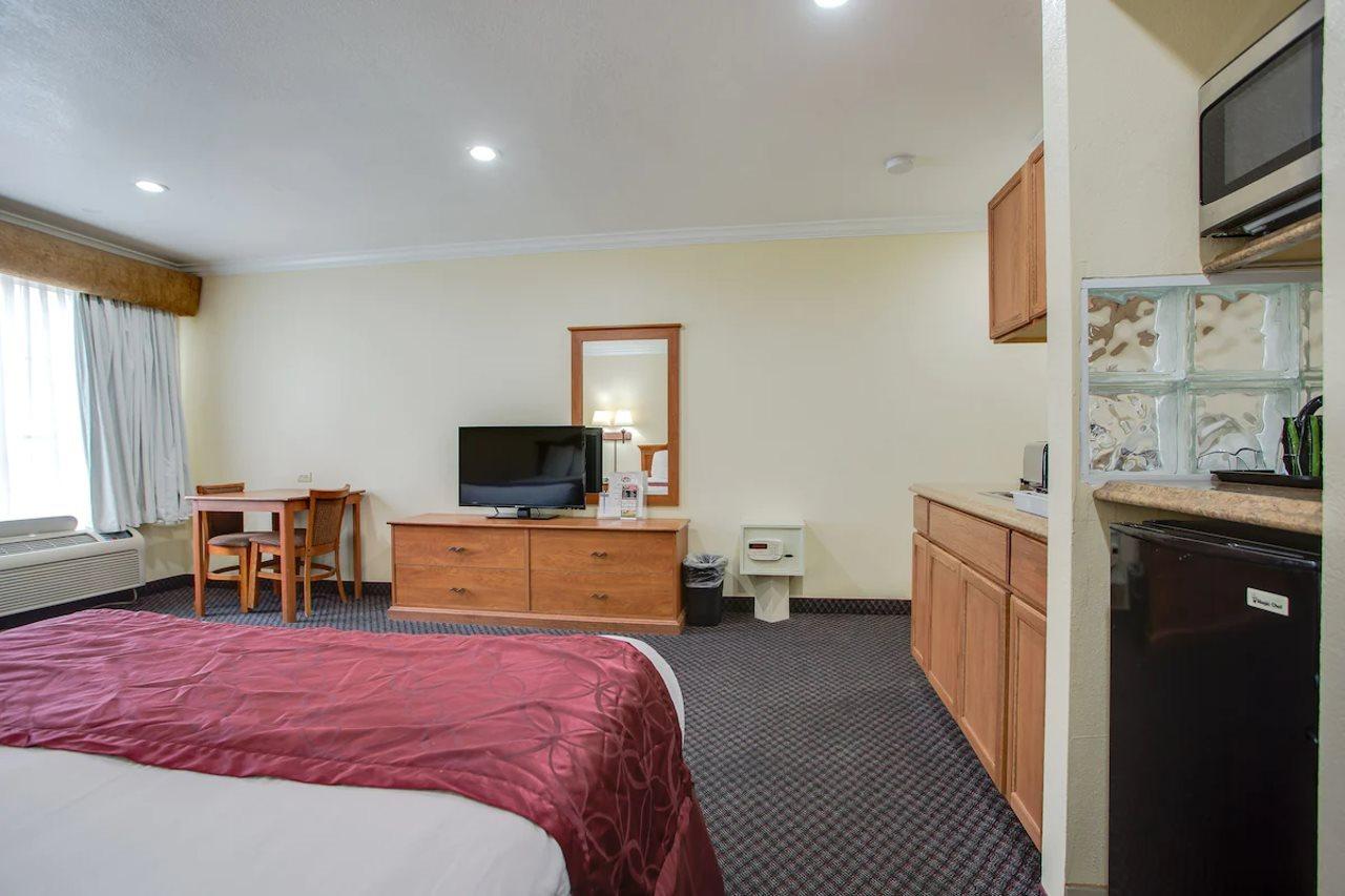 Best Inn & Suites Buena Park Ngoại thất bức ảnh